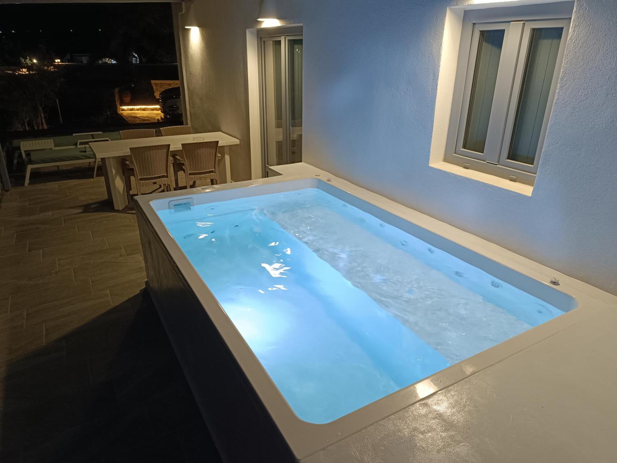 Bliss Holidays Spot Fira (Santorini)