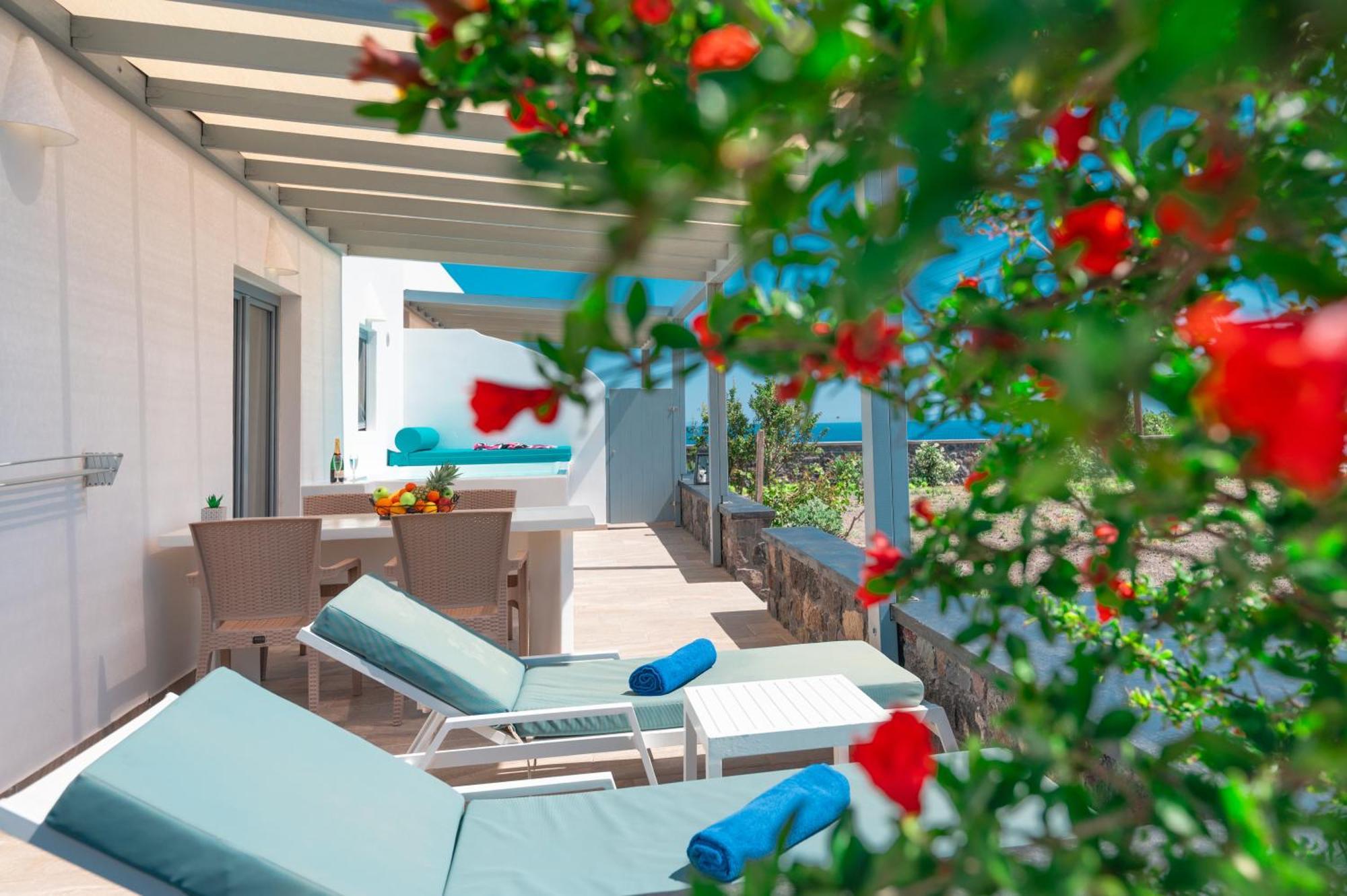 Bliss Holidays Spot * Fira (Santorini)